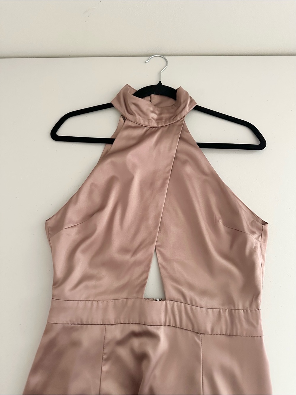 REVOLVE NBD Zendaya Gown Champagne Size Medium Satin Maxi Formal Wedding Guest - Picture 6 of 10